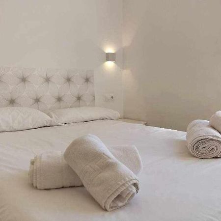 דירות מאלגה Bonito Apartamento En 2º Linea De Playa & Parking מראה חיצוני תמונה